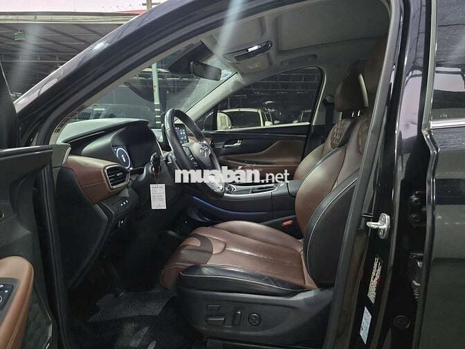 Hyundai Santafe 2021 Premium 2.2D,màu đen,65.000km
