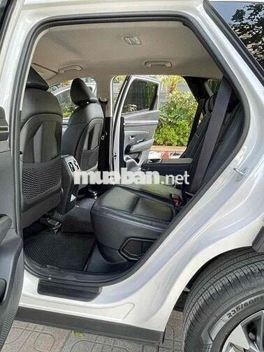 Hyundai Tucson 2022 2.0 đặc biệt 30000 km