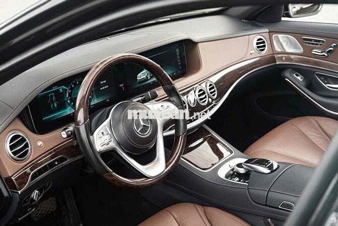 Mercedes Benz S Class 2018 S450L Luxury - 72000 km