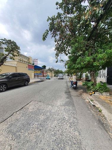 Bán nhà Mặt Tiền đường 84 KDC Cao Lỗ P4 Q8 