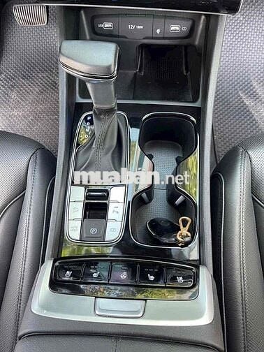 Hyundai Tucson 2022 2.0 đặc biệt 30000 km