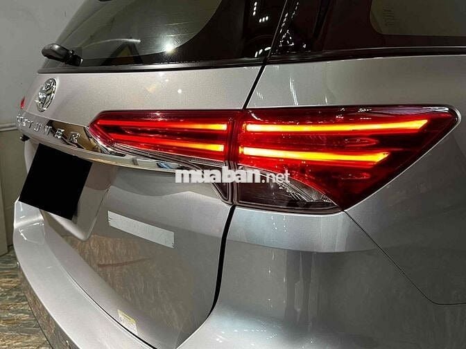 Toyota Fortuner Xăng 2.7V 4x2 - chất Zin/Đẹp