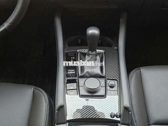 Mazda 3 2024 Luxury 1.5L,màu xám,19.000 km