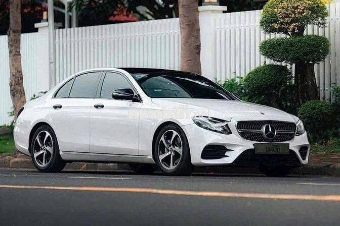 Mercedes Benz E Class 2019 E200 Sport - 41000 km