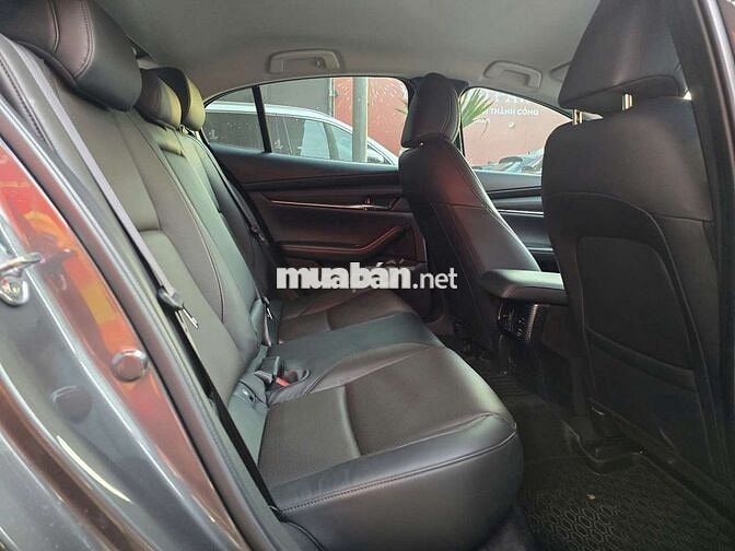 Mazda 3 2024 Luxury 1.5L,màu xám,19.000 km