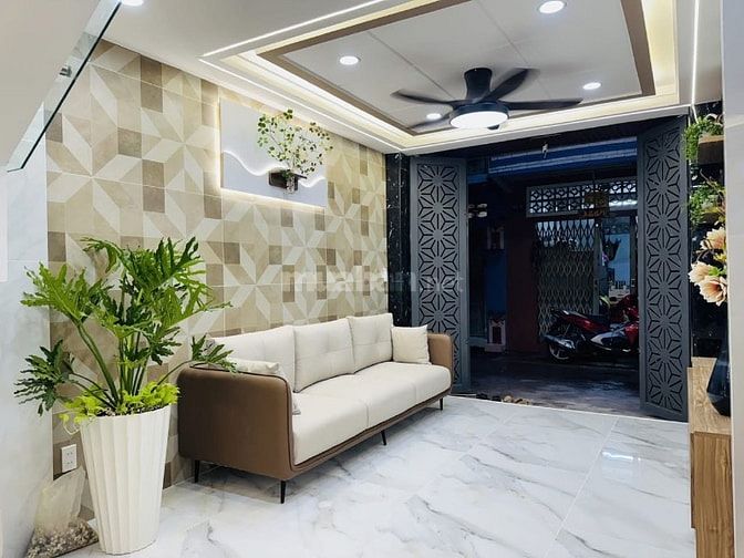 Vị trí kinh doanh đường Đặng Thai Mai - hẻm xe hơi tránh - 2,310 tỷ