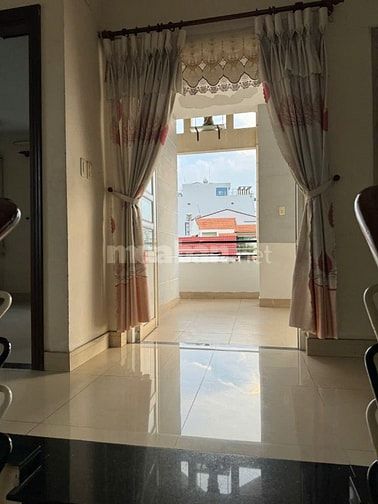 Bán nhà biệt thự căn góc 214m² mặt đường Nguyễn Duy Trinh Q2 gần chợ 5