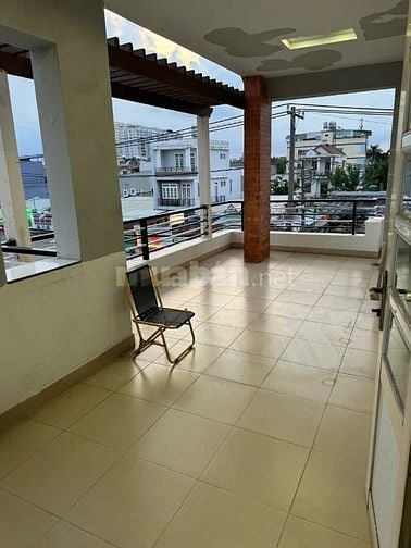 Bán nhà biệt thự căn góc 214m² mặt đường Nguyễn Duy Trinh Q2 gần chợ 5