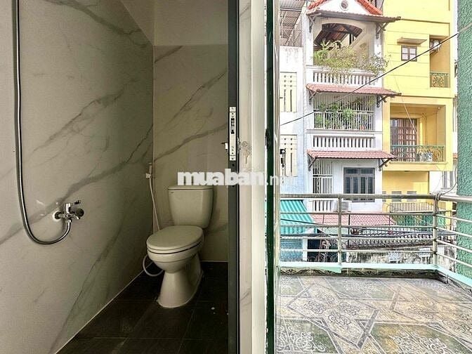 Trống Lại Căn Hộ 1 Phòng Ngủ Lớn, Bancol Gần Trường Chinh, Cộng Hoà