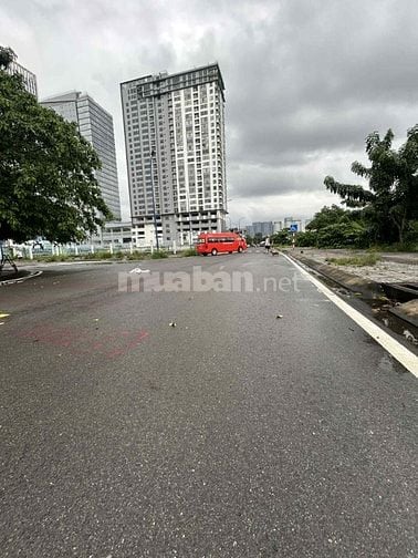 NHÀ MẶT TIỀN BỜ KÈ VĂN THÁNH ĐƯỜNG NGUYỄN VĂN THƯỢNG ( D1 CŨ ) 