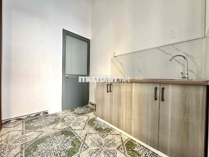 Trống Lại Căn Hộ 1 Phòng Ngủ Lớn, Bancol Gần Trường Chinh, Cộng Hoà