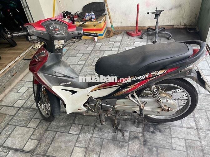 có xe thôi 4.100 ngon êm