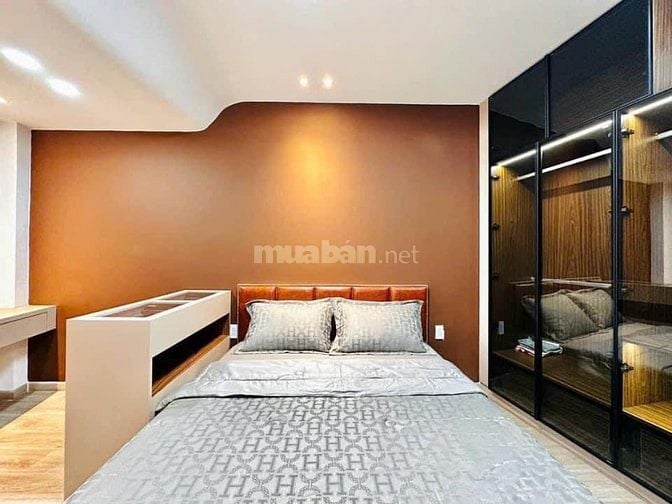 Bán nhà Hai Bà Trưng, Phường 8, Quận 3 DT 4x15.5m 1 trệt 2 lầu