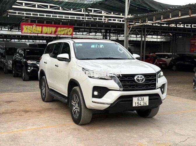 FORTUNER 2.4G 2022 TỰ ĐỘNG BẢO HÀNH 1 NĂM
