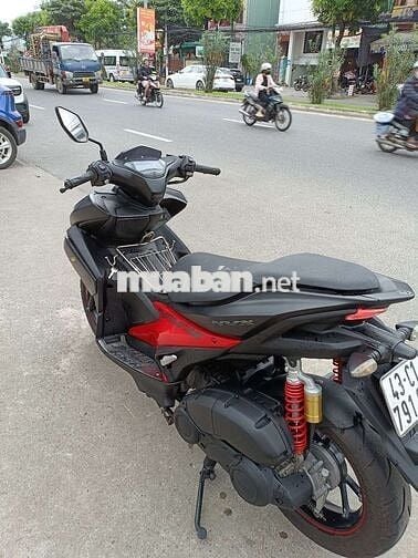 Yamaha NVX 155 Đen Đỏ đã sử dụng