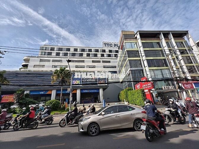 Toà nhà VP mới xây MT Ung Văn Khiêm - Bình Thạnh