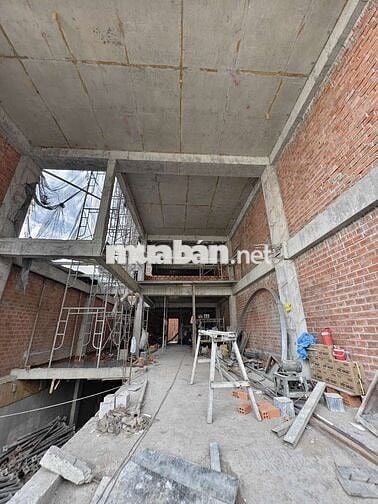 Toà nhà VP mới xây MT Ung Văn Khiêm - Bình Thạnh