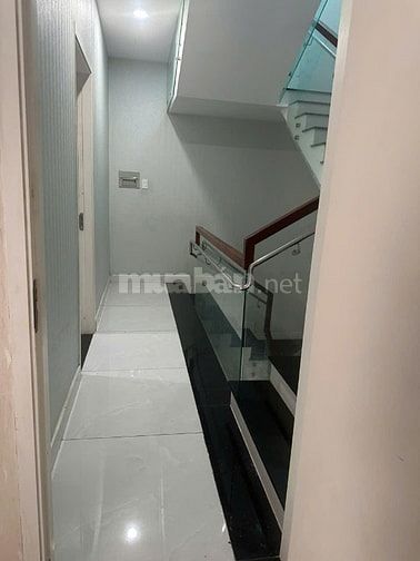 CHÍNH CHỦ BÁN CĂN GÓC 2 MẶT TIỀN VIEW CÔNG VIÊN - HỒ BƠI DỰ ÁN LOVERA 