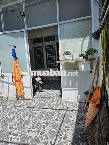 nhà đ48 một lầu 2pn 1wc  có sân