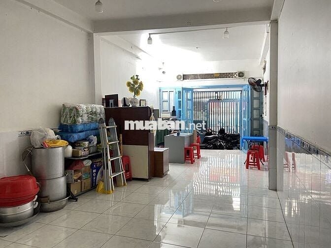 nhà mặt tiền 50m2, nhà trống, đường Hoà Hảo, phường vườn lài Tp HCM