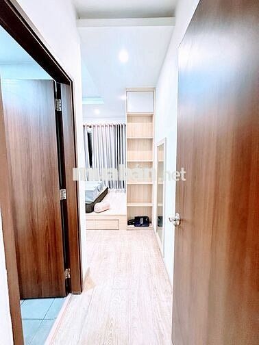 Bán căn hộ 2pn 2wc có Sổ Hồng Khu Ruby Celadon city