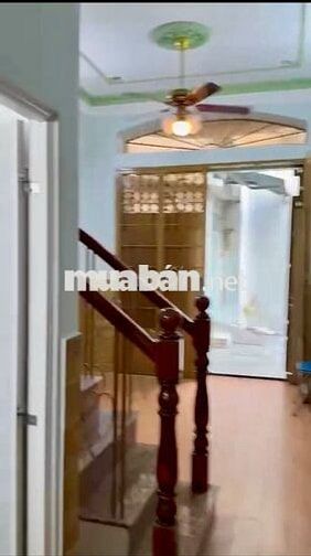 Cho thuê nhà nguyên căn hẻm 333 Lý Thải Tổ, 4 phòng ngủ, nhà mới