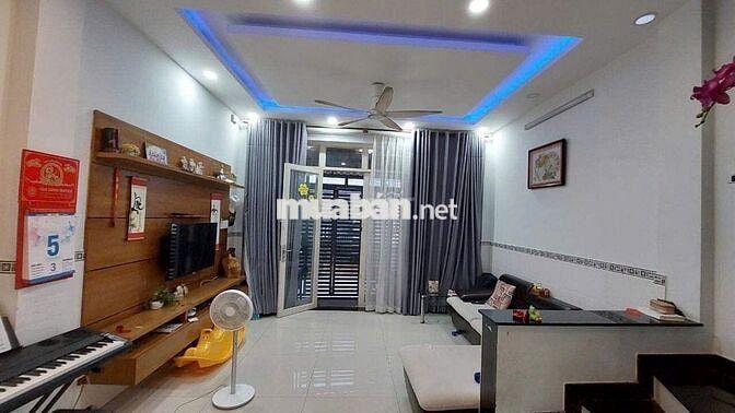 NHÀ 2 LẦU 4PN 4WC FULL NỘI THẤT- ĐƯỜNG 40, HIỆP BÌNH CHÁNH