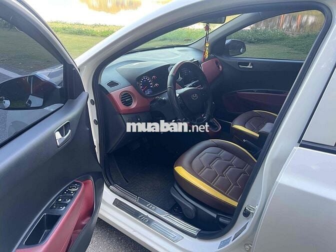 Hyundai Grand i10 2020 Hatchback 1.2 AT - 100000 k