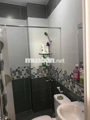 BÁN NHÀ LÝ THÁI TỔ P.10 Q.10 4 TẦNG (3,1m x 8m) Nở Hậu 3,5m - 5,3T TL