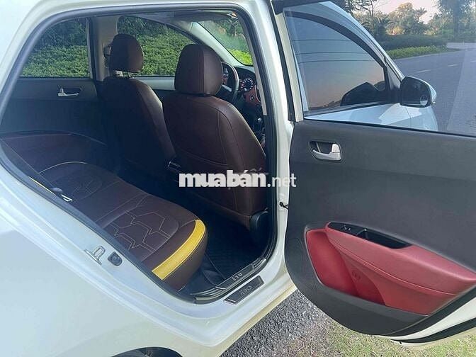 Hyundai Grand i10 2020 Hatchback 1.2 AT - 100000 k