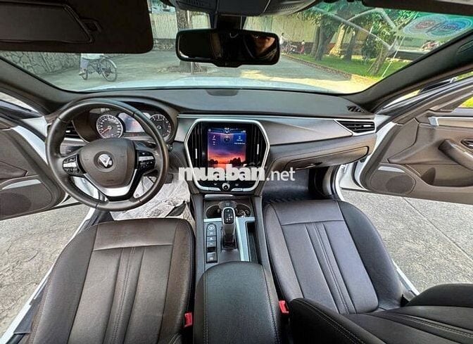 VinFast Lux A2.0 Turbo 2022 Trắng