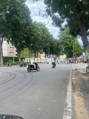 CHO THUÊ NHÀ MẶT TIỀN ĐƯỜNG TÂN THẮNG 4X30M THÔNG SUÔT GẦN TRƯỜNG, CHỢ