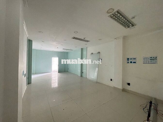 🌟 Cho thuê tòa nhà 6 lầu, thang máy – Q1 Hai Bà Trưng – 120tr/tháng