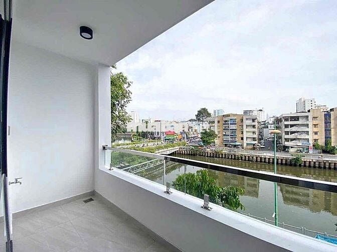 🏡 Khai Trương Căn Hộ New 100% , Ban Công , Máy Giặt - Gần Toà Viettel