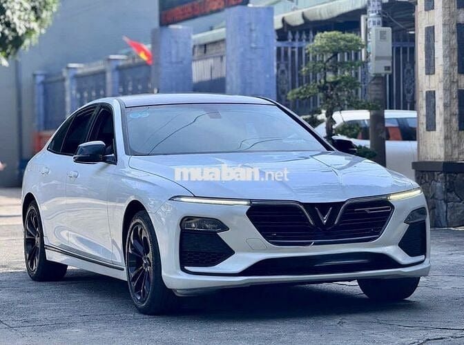 VinFast Lux A2.0 Turbo 2022 Trắng