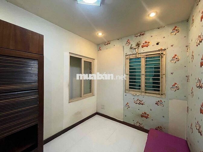 Phòng trọ 2,3 - 4tr5 Mặt tiền Phạm Văn Bạch, P15, Q Tân Bình