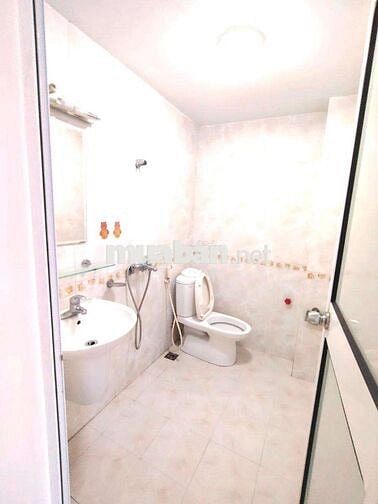 NHÀ KHU PHỐ VIP GIÁ RẺ. 62M NHỈNH 20TY KHU PHỐ HOÀNG SÂM Ô TÔ ĐỖ CỬA