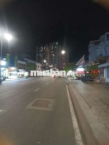 Cho Thuê mặt tiền kinh doanh.Tân Phú. 666m