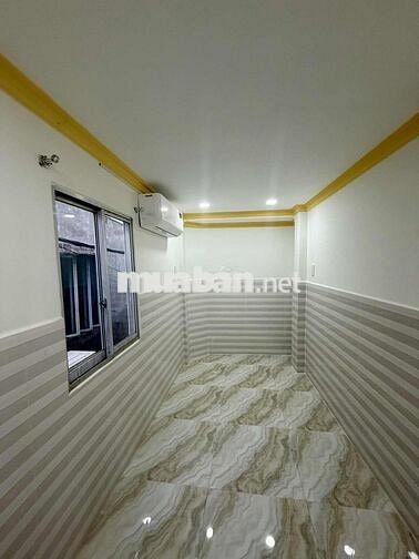 Quên chung cư đi! 2 tỷ có nhà riêng 2 tầng mới đẹp ngay Lê Đại Hành