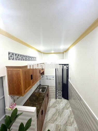 Quên chung cư đi! 2 tỷ có nhà riêng 2 tầng mới đẹp ngay Lê Đại Hành