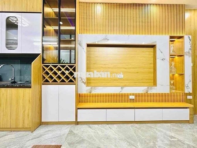 minh khai 35m 4 tầng nhà đẹp ở ngay