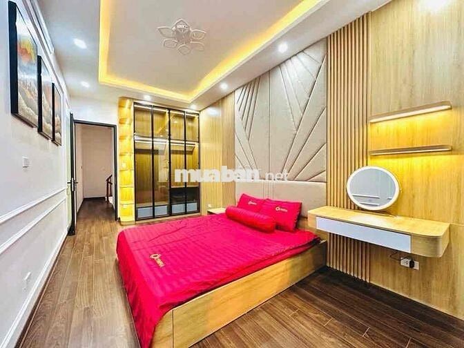 minh khai 35m 4 tầng nhà đẹp ở ngay