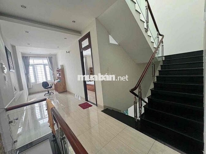 BÁN NHÀ ĐẸP 1 TRỆT 2 LẦU HẺM 7M HUYỀN TRÂN CÔNG CHÚA