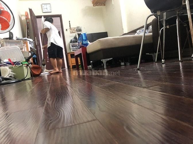 Bán căn hộ chung cư No12-3 tầng 8 khu đô thị Sài đồng Việt Hưng.