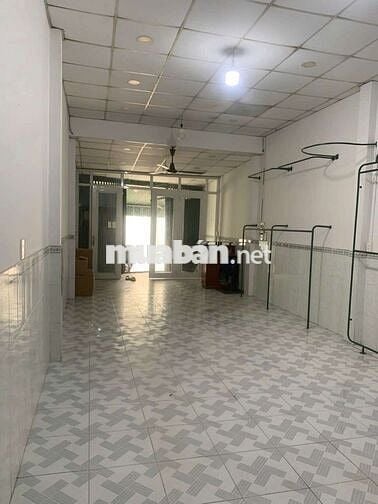 Nhà Thuê DT 4x35 đúc lửng 3P đường phạm đăng giảng