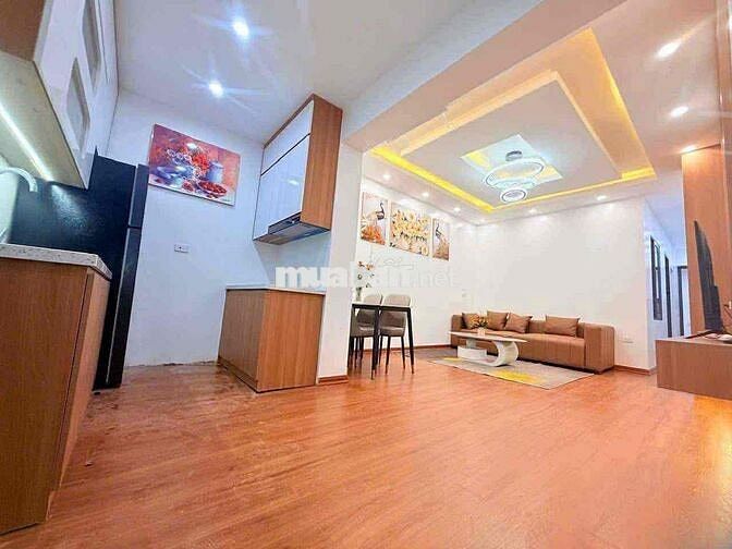 CHỊ THẮM MUỐN NHƯỢNG LẠI CĂN HỘ TẬP THỂ ĐHSP TRẦN QUỐC HOÀN