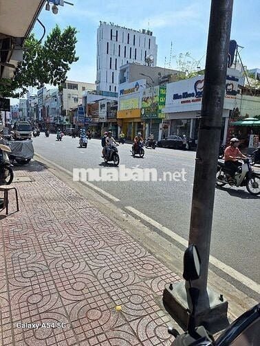 Cho thuê nhà mặt tiền đg.phan đình phùng.p2.phú nhuận