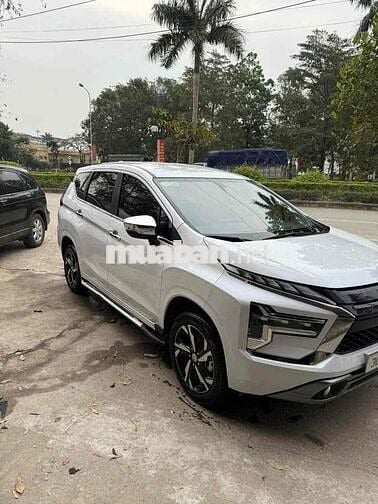 Mitsubishi Xpander 2023 Premium 1.5 AT - 28000 km