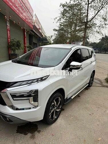 Mitsubishi Xpander 2023 Premium 1.5 AT - 28000 km