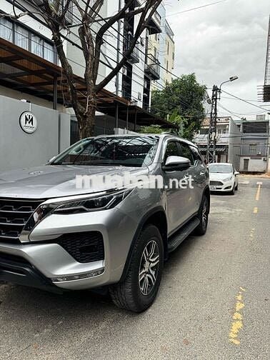 Toyota Fortuner 2.4G 4x2AT -2021 mấy dầu